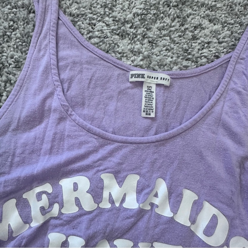 Namebrand Tanktop bundle lot - Picture 9 of 9